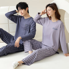 Sleepwear long sleeved set with loose checkered pattern