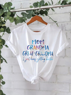 Short sleeved mom grandma